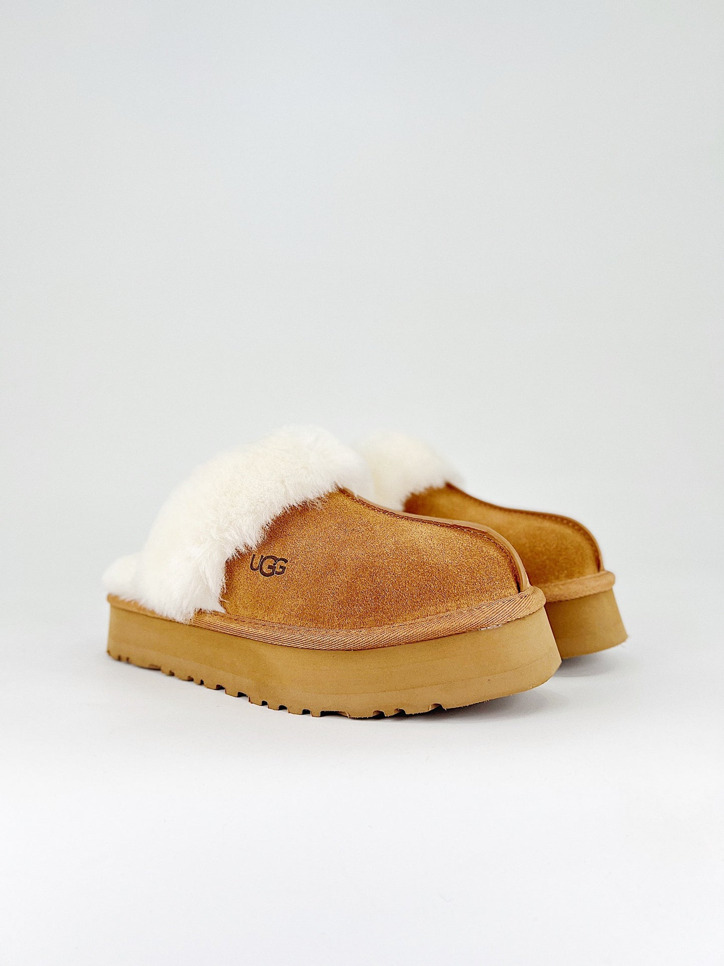 UGG Classic Mini Chestnut