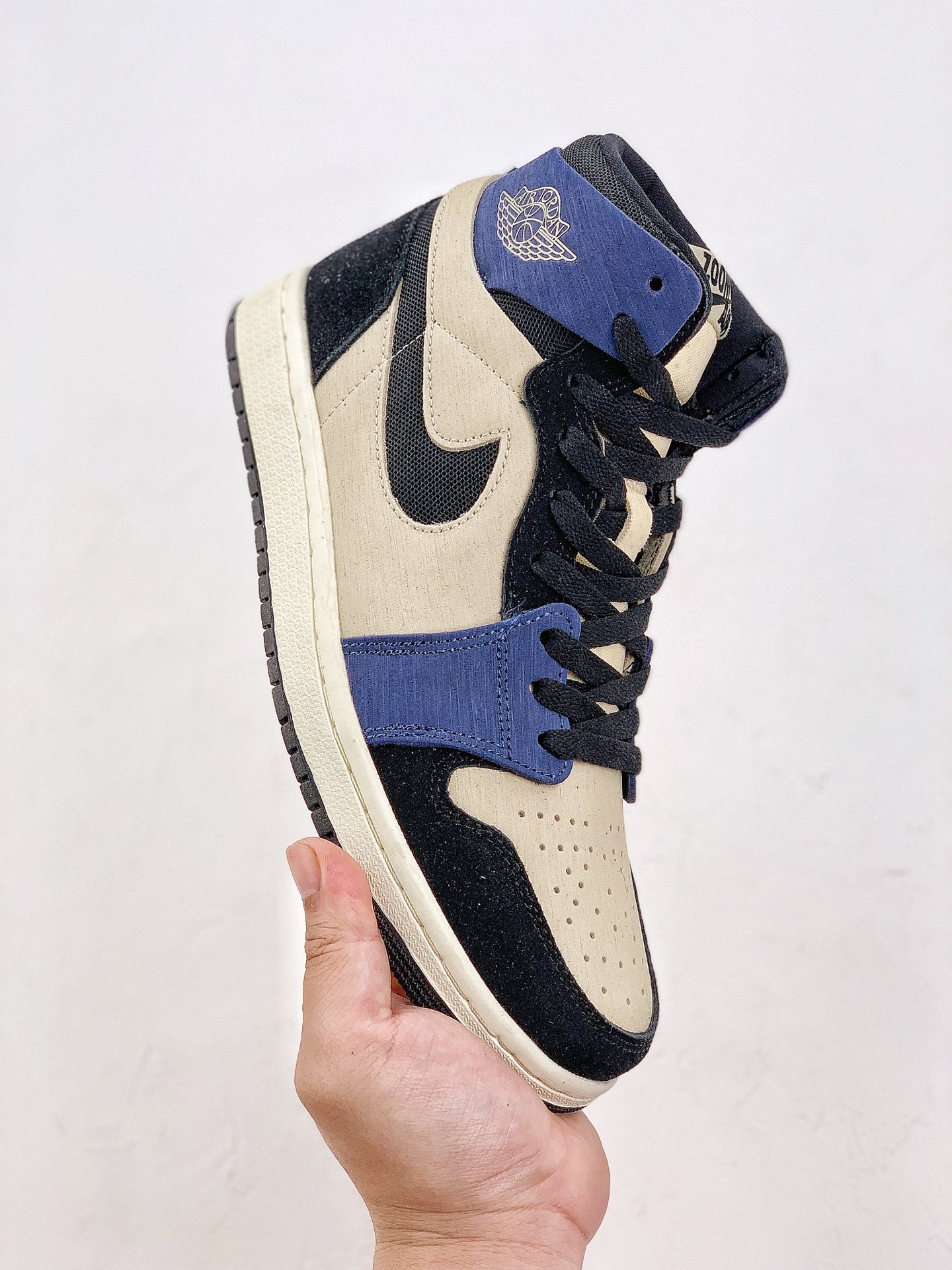 Nike Air Jordan 1 Zoom Air CMFT 2 Muslin Blackened Blue