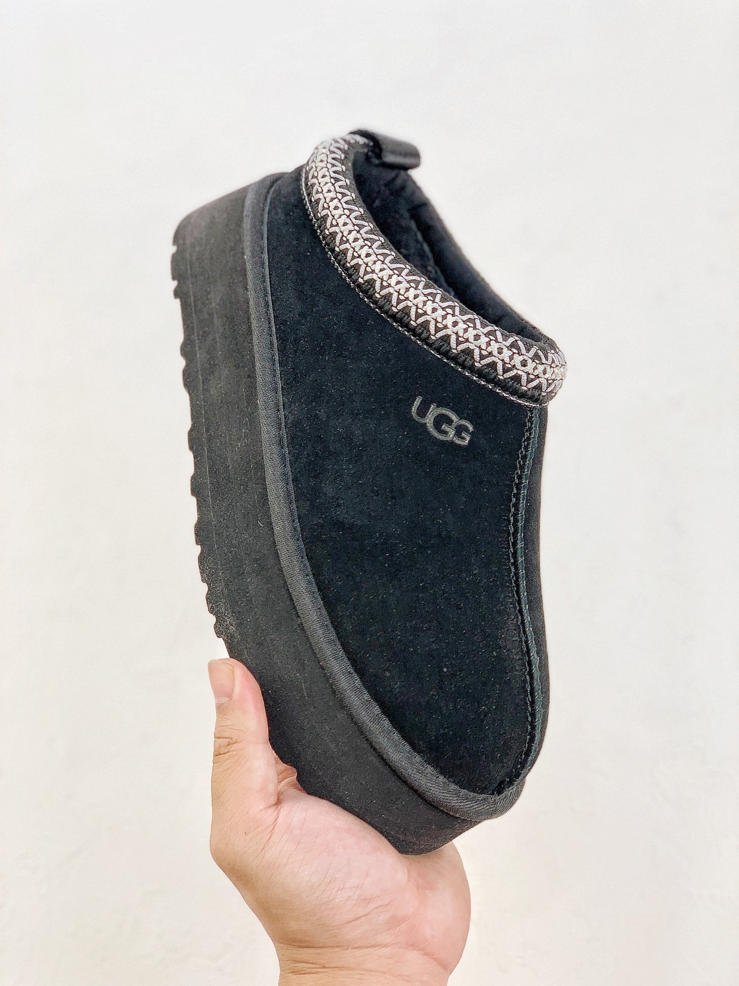 UGG Tazz Slipper Black