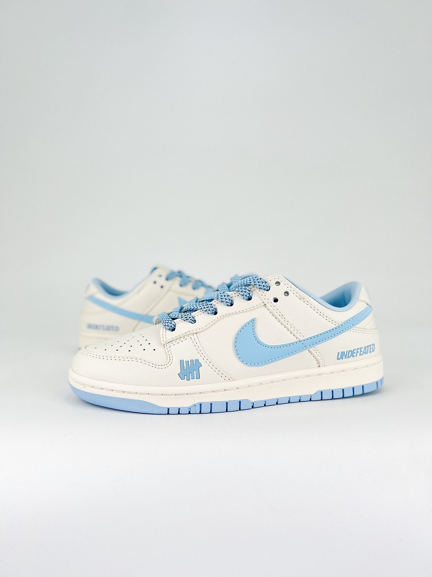 Nike SB Dunk Low UNDEFEATED Blue