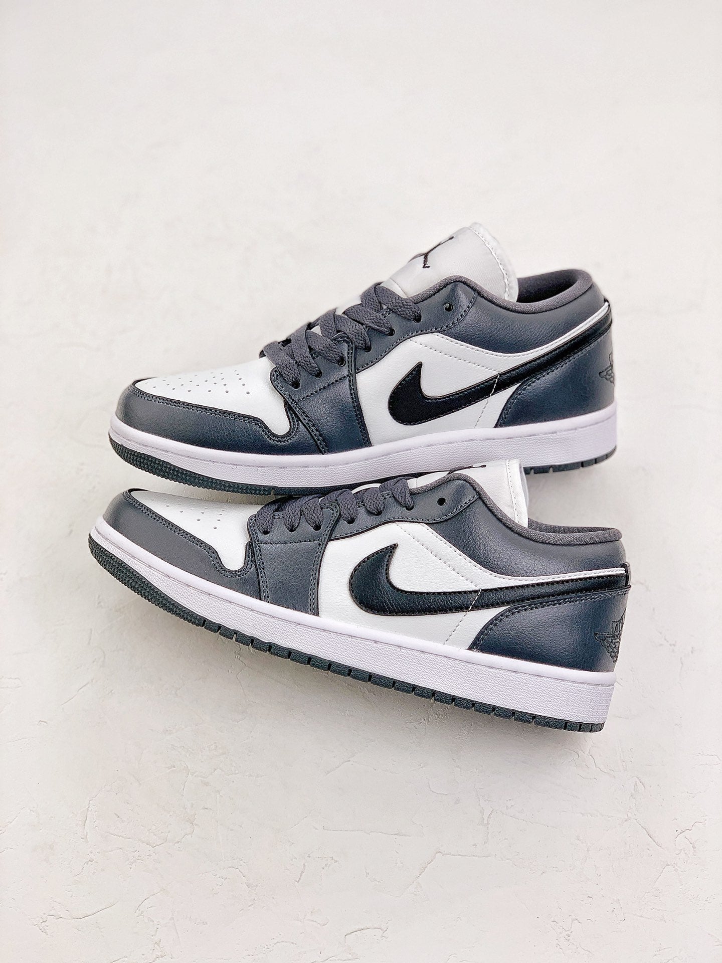 Nike Air Jordan 1 Low Dark Grey