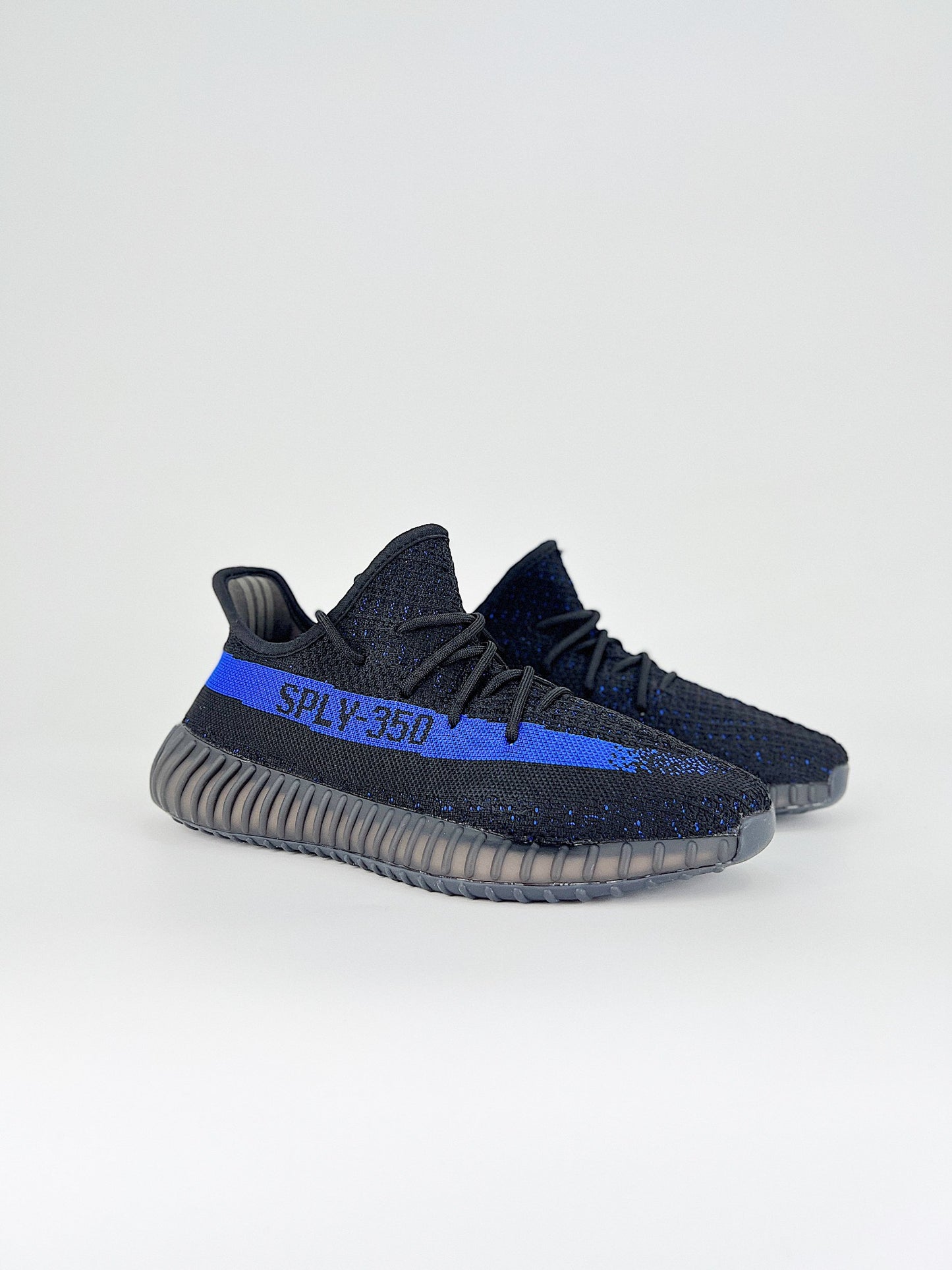 Adidas Yeezy Boost 350 V2 Dazzling Blue