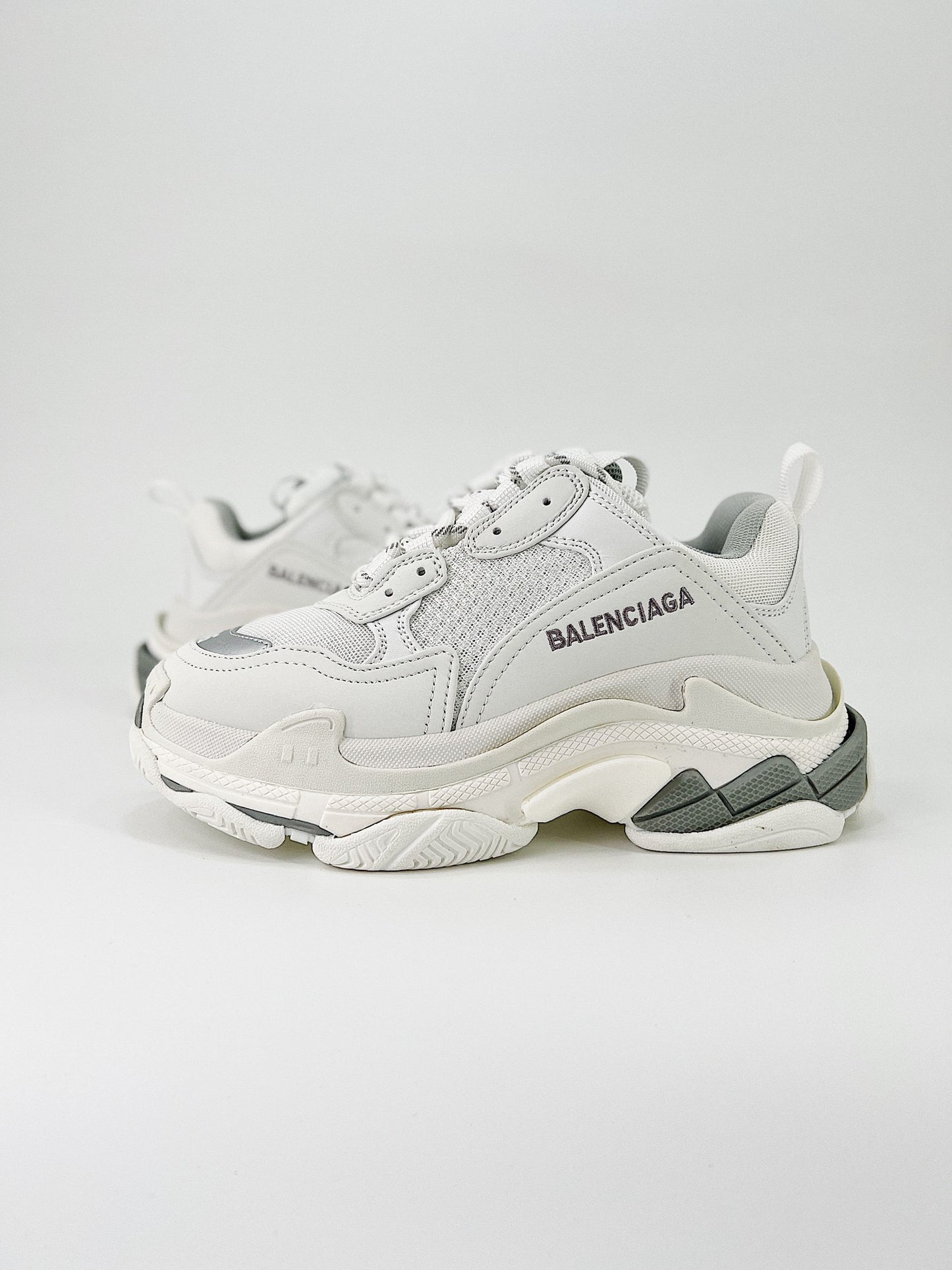 Balenciaga Triple S White Grey