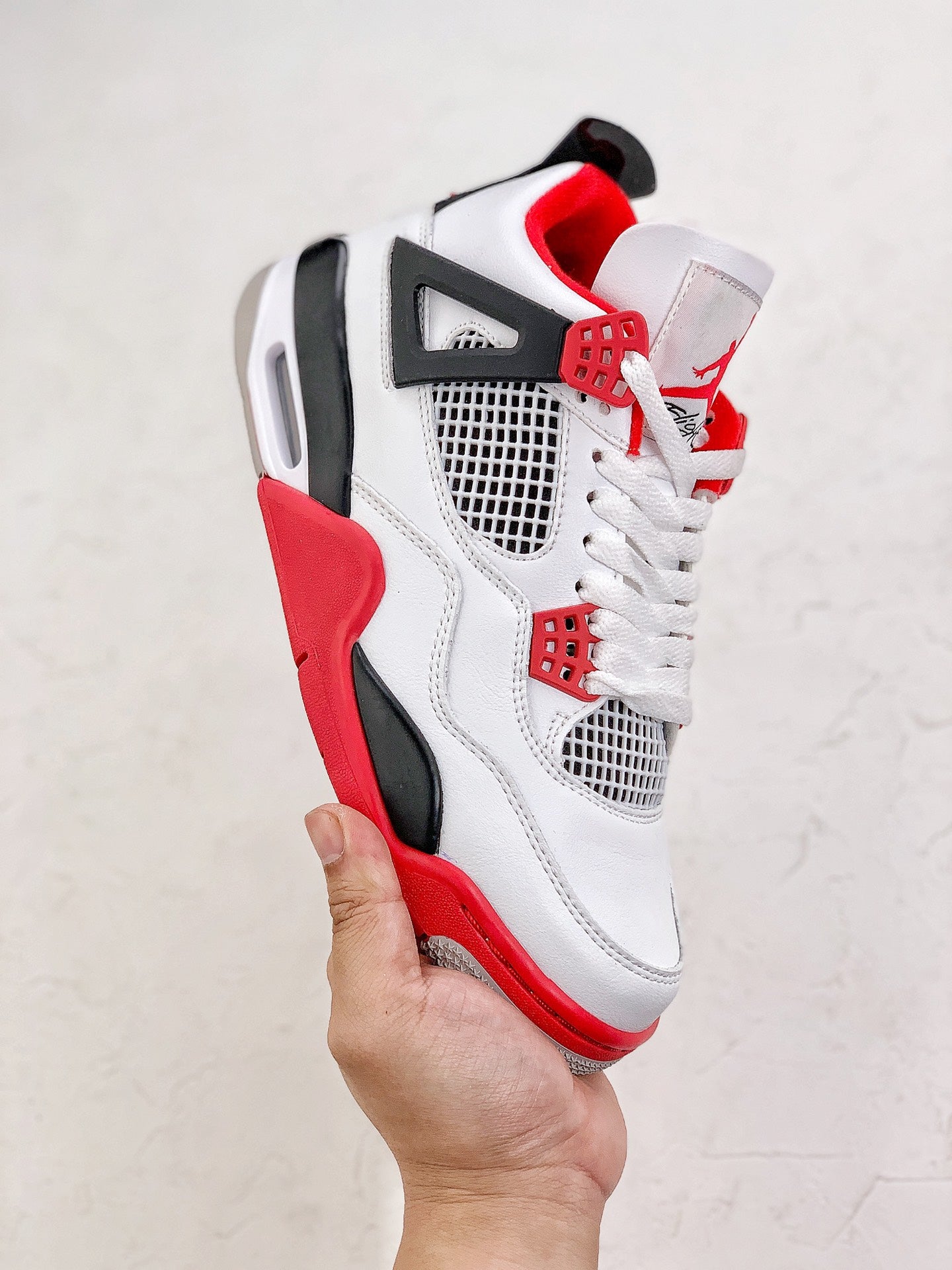 Nike Air Jordan 4 Retro Fire Red