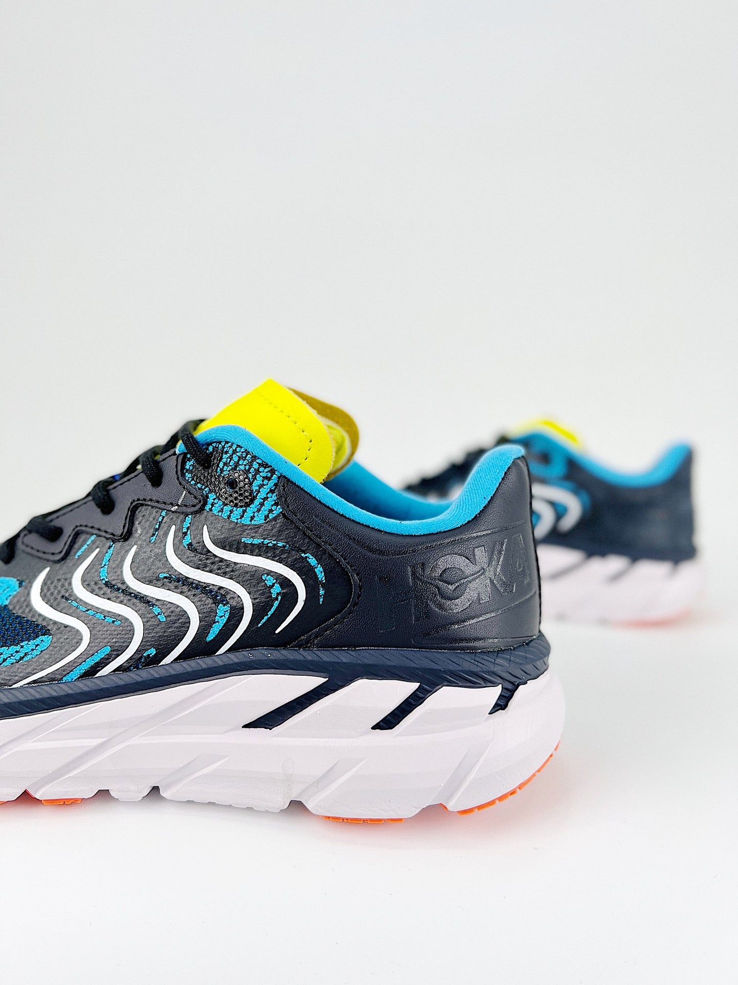 HOKA CLIFTONLS Blue