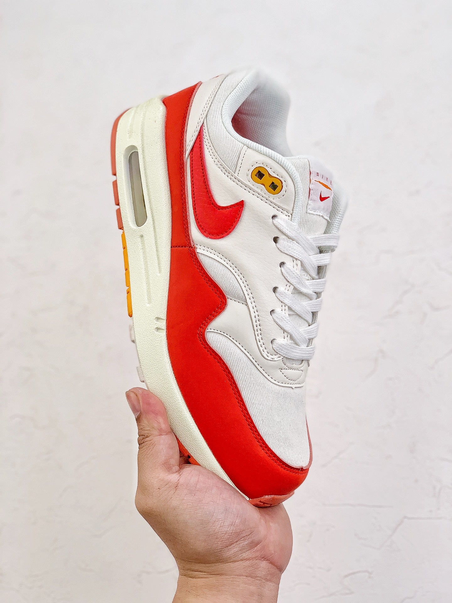 Nike Air Max 1 WMNS LX Rugged Orange