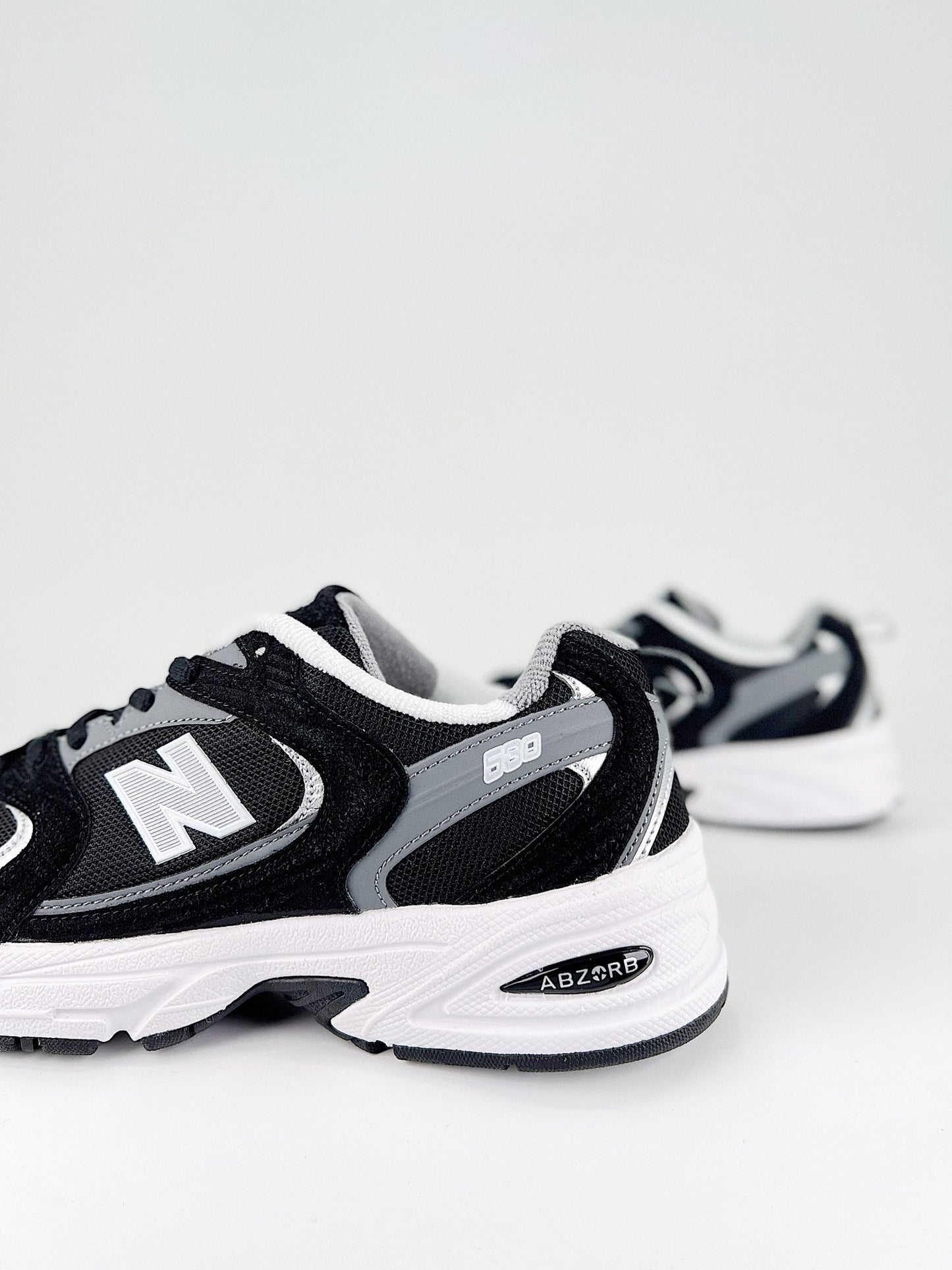 New Balance 530 White Black