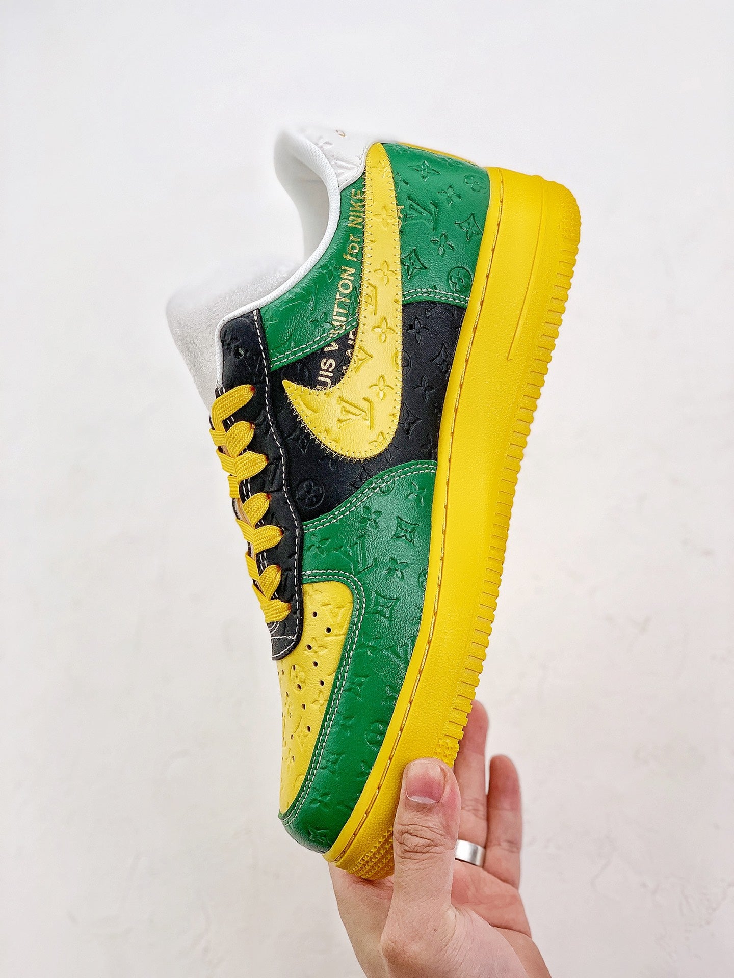 Nike Air Force 1 x LV Green Yellow