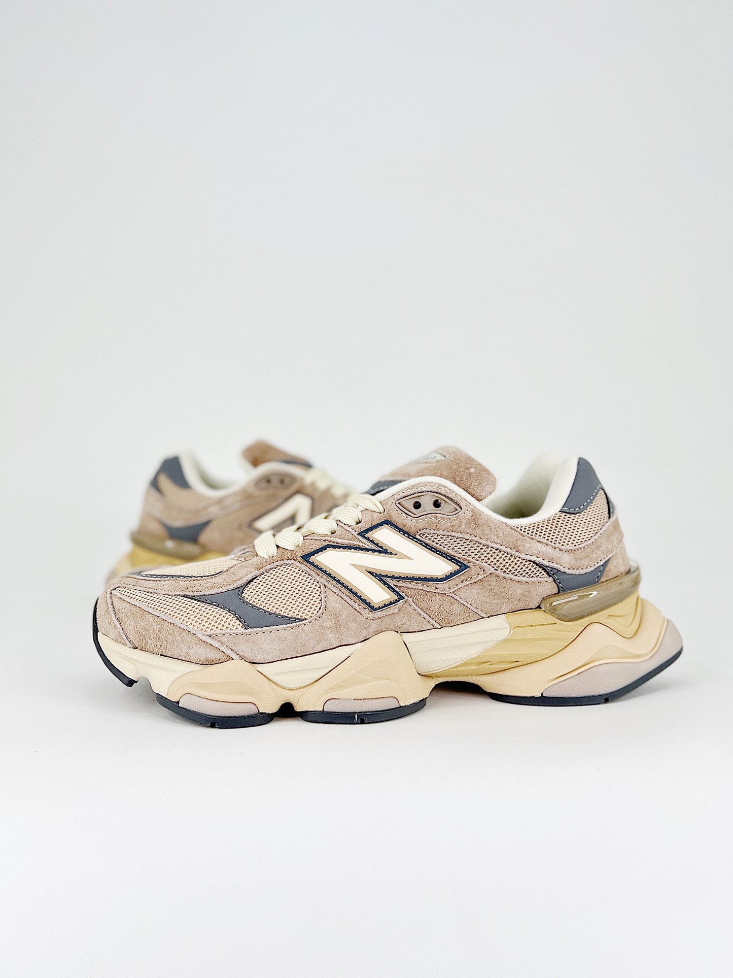 New Balance 9060 Driftwood